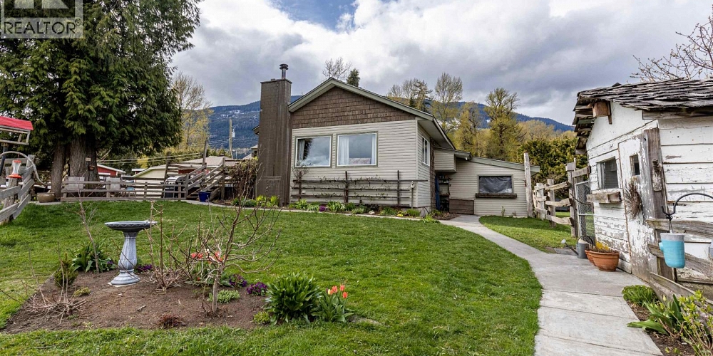 6237 NELSON ROAD Terrace Photo 21 6237 NELSON ROAD Terrace Photo 21